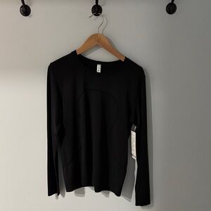 lululemon athletica Black Long Sleeve Tee